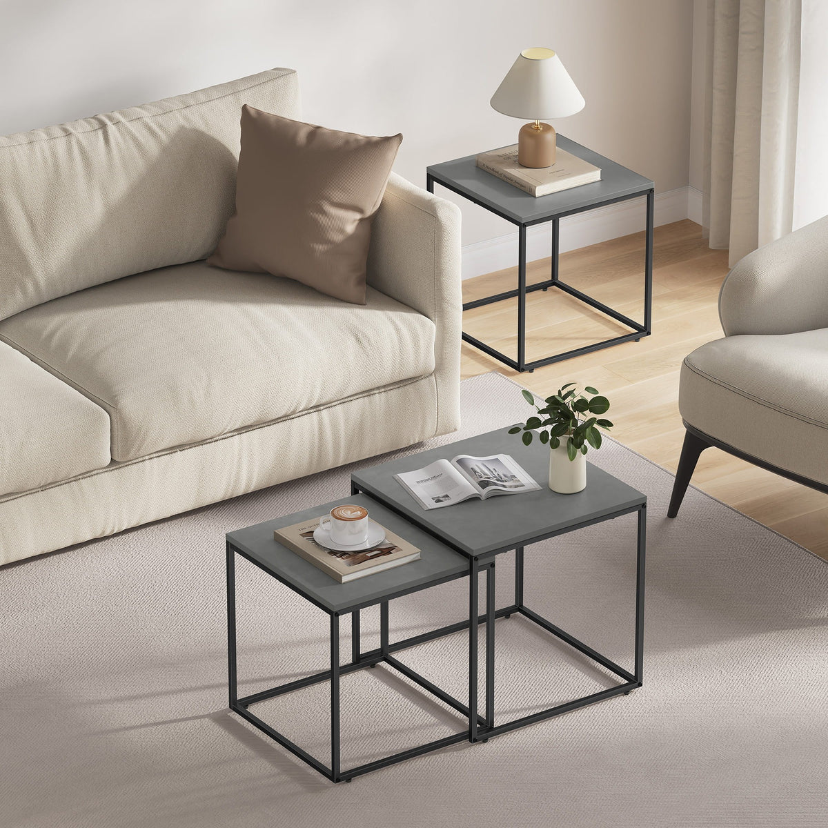 2er-Set quadratische Couchtische – Betonoptik / Beine Schwarz