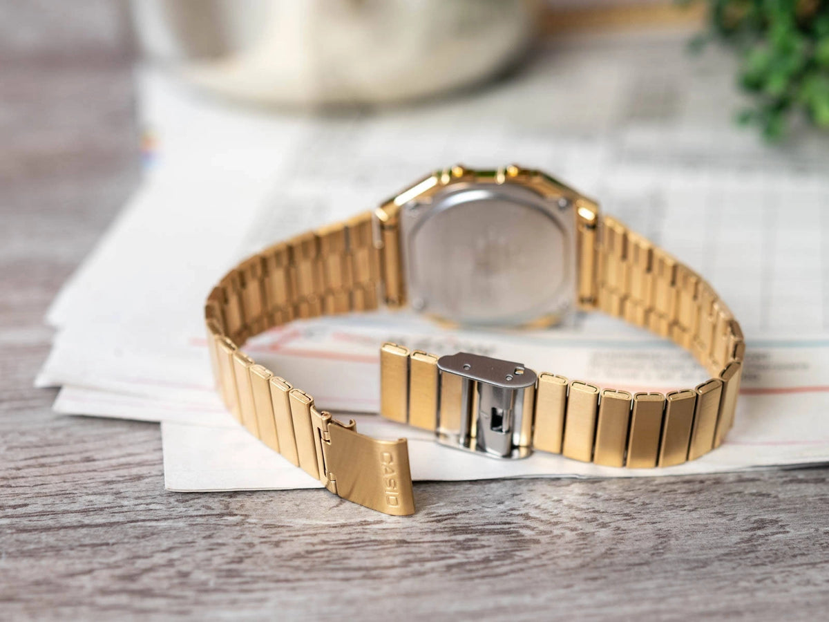 Casio Unisexuhr – A700WEVG-9A
