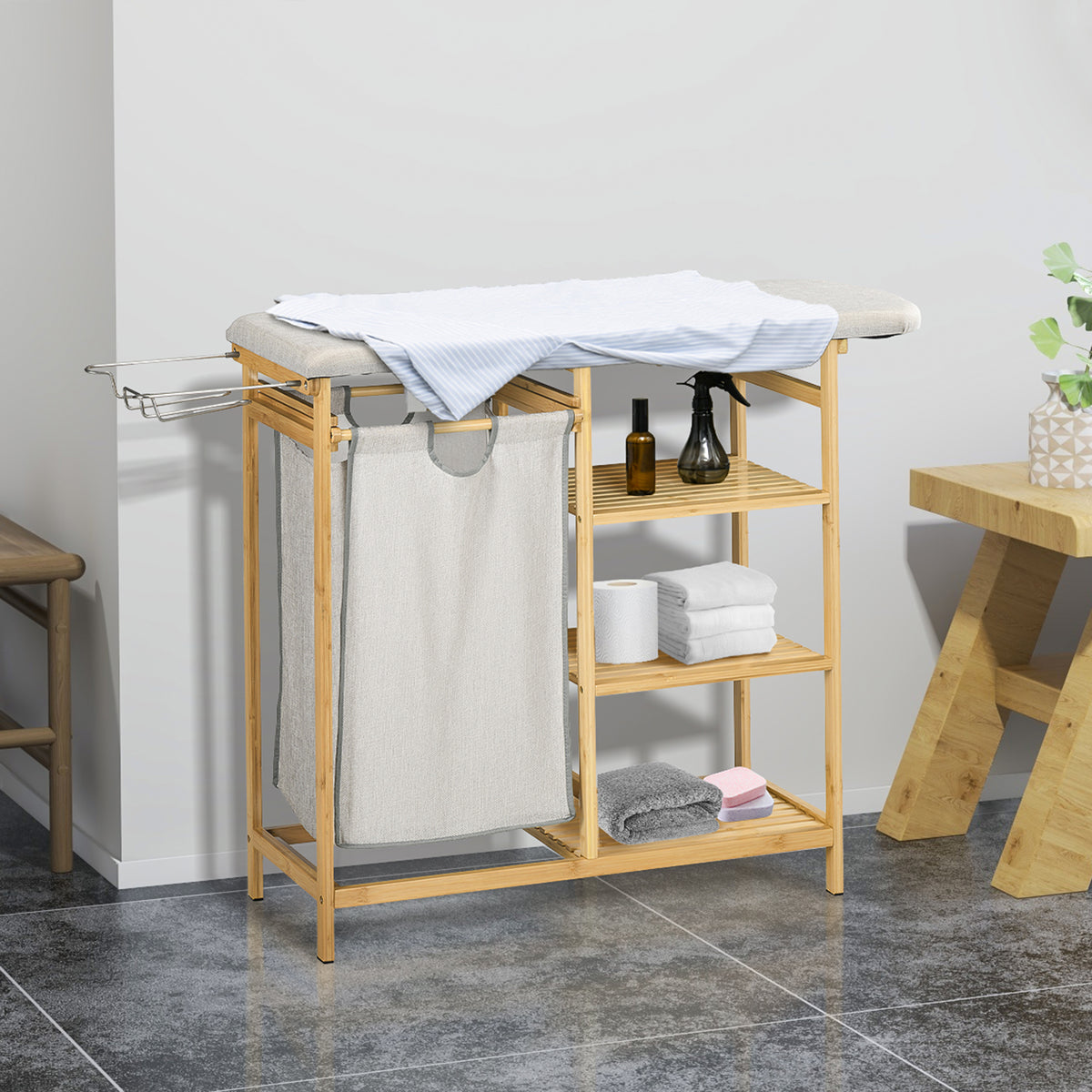 HOMCOM Wäschesammler, multifunktional, Bügelbrett & Stoffsack 57L, Bambusgestell, 113x34x82cm – Produktabbildung 2