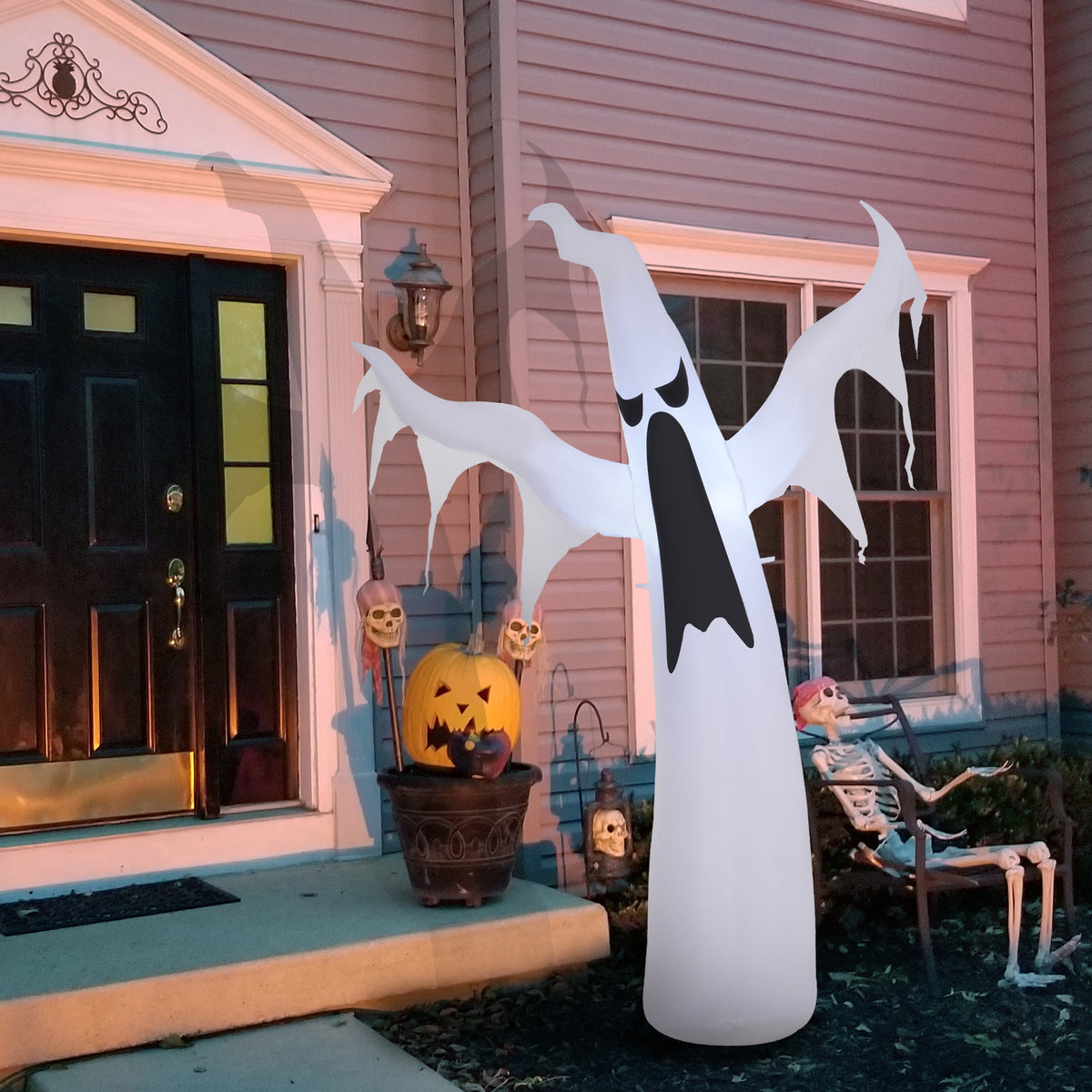 HOMCOM Halloween aufblasbares Gespenst 1,8 m Dekoration mit LEDs IP44 Selbstaufblasender Polyester Weiß – Produktabbildung 2