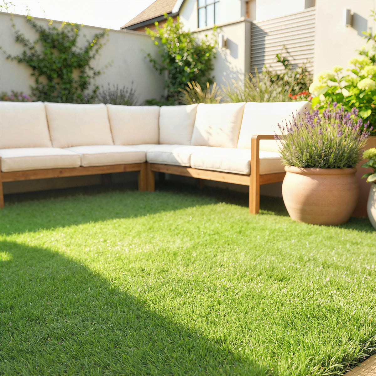Artificial grass 100x400cm self-draining outdoor carpet with 10mm pile height green (2)