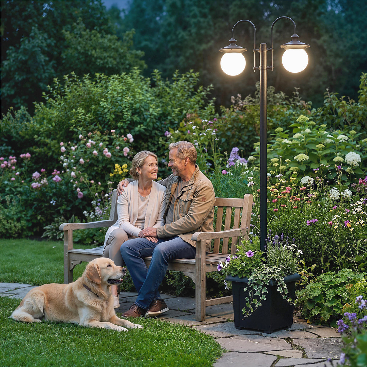 Solar Lantern Floor Lamp 182 cm Height-Adjustable Outdoor Garden Lantern with 2 Heads Planter Light Sensor (2)