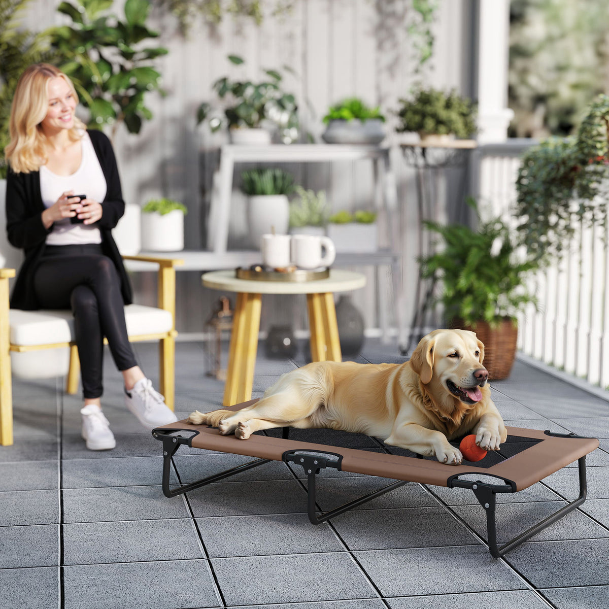 PawHut Tragbares erhöhtes Hundebett, erhöhtes Haustierbett mit atmungsaktivem Netz, für große Hunde – Produktabbildung 2