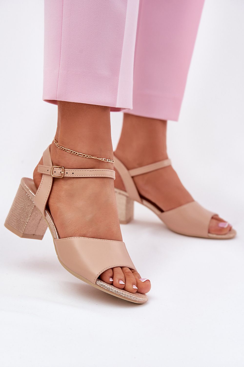  Sandalen mit Absatz model 213011 Step in style 