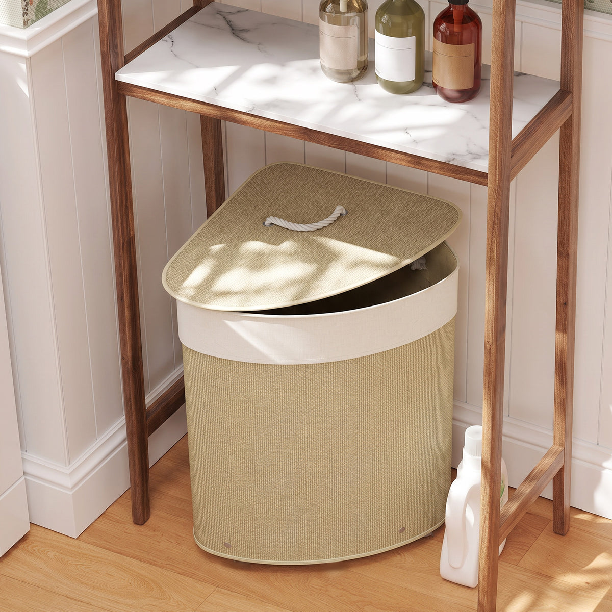 HOMCOM Wäschekorb im Eckdesign, Bambusgeflecht, 55 Liter, Stoffbeutel, Metallrahmen, Creme – Produktabbildung 2
